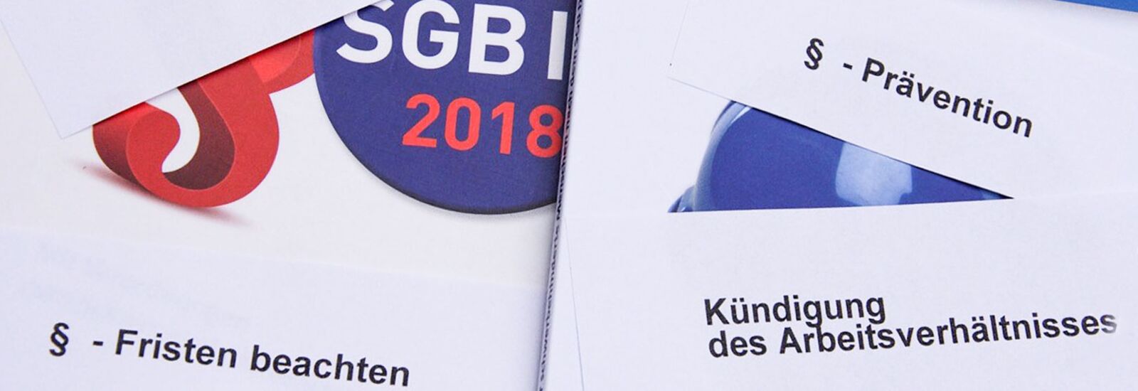 Broschüren zum Thema Kündigungsschutz für Mitarbeiter mit Schwerbehinderung